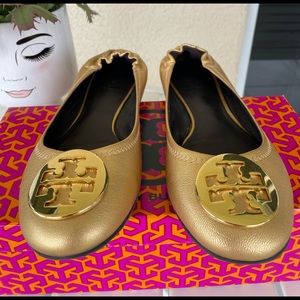 Tory Burch Gold Leather Reva Size 8